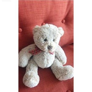 Stuffed toy bear